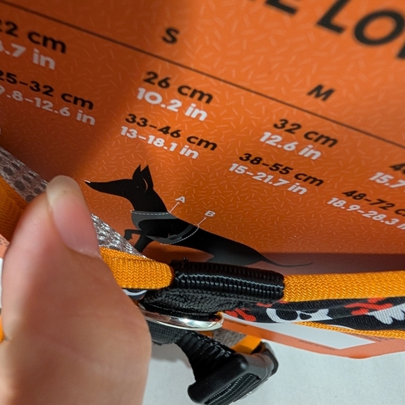 NWT FuzzYard Halloween Skulss Orange, White & Black Dog Harness in Size Medium - Picture 7 of 8